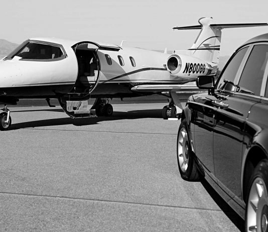 London Airport Limo over a Taxi Service
